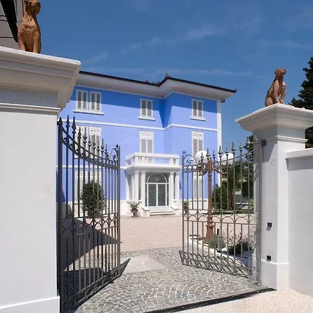 In Azzurro Maison De Charme 3*
