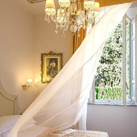 In Azzurro Maison De Charme 3*