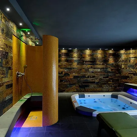 Bed & Breakfast In Azzurro Maison De Charme Lucca