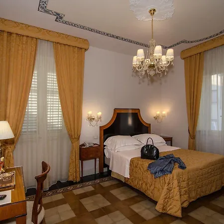 Bed & Breakfast In Azzurro Maison De Charme 3*